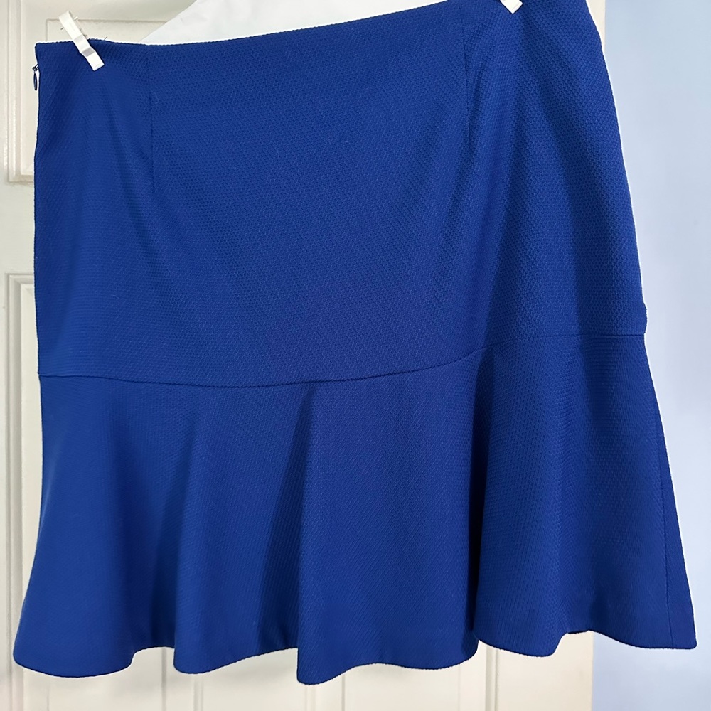 Women’s flare skirt
